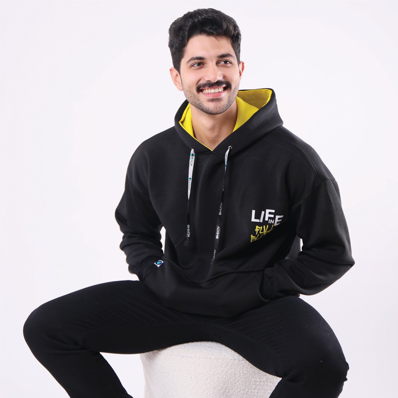 capuche oversize  TEL